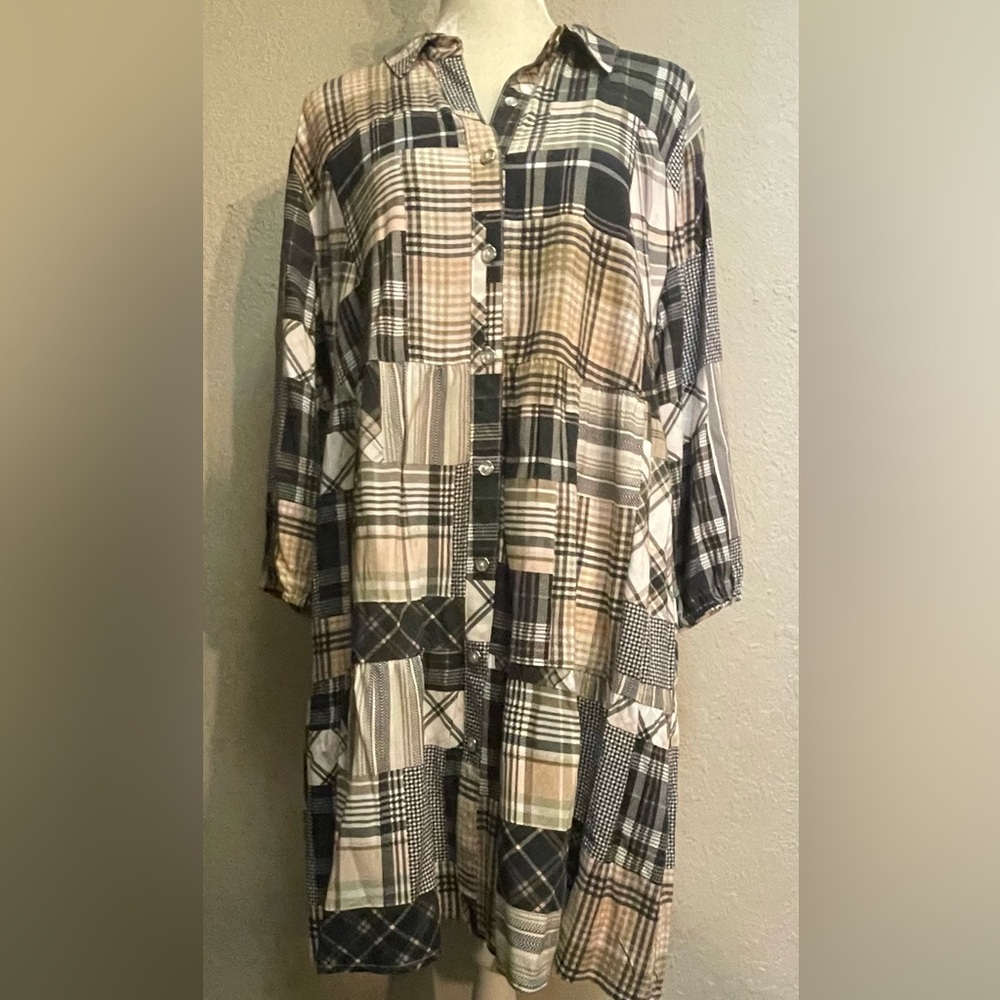 Cato cozy patchwork plaid, tiered midi dress. Collard, long sleeves, & pockets.